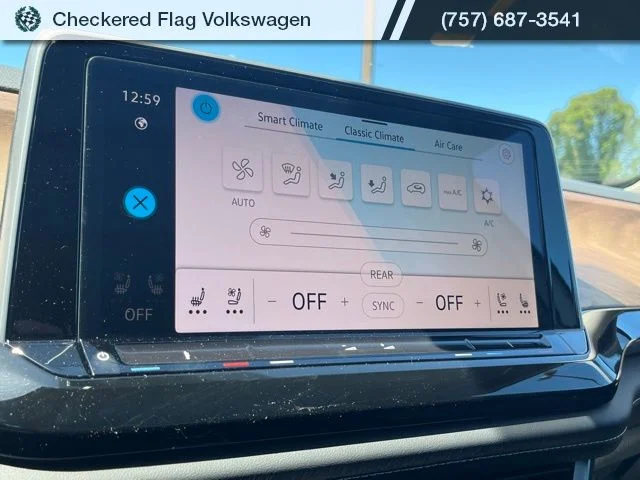 New 2026 White Volkswagen 2.0T SE w/Technology image 42