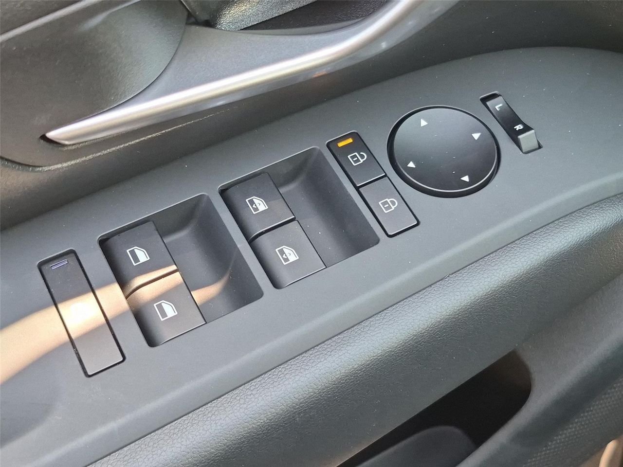 New 2026 Ecotronic Gray Hyundai SEL AWD image 15