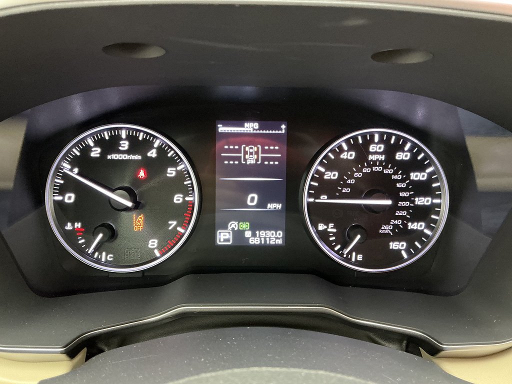 Used 2024 WHITE Subaru Limited image 11