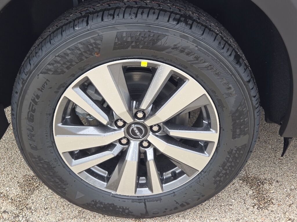 New 2026 Everest White Pearl TriCoat Nissan SL image 9