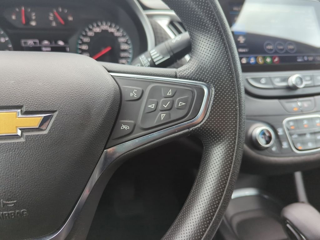 Used 2024 Gray Chevrolet LT image 24
