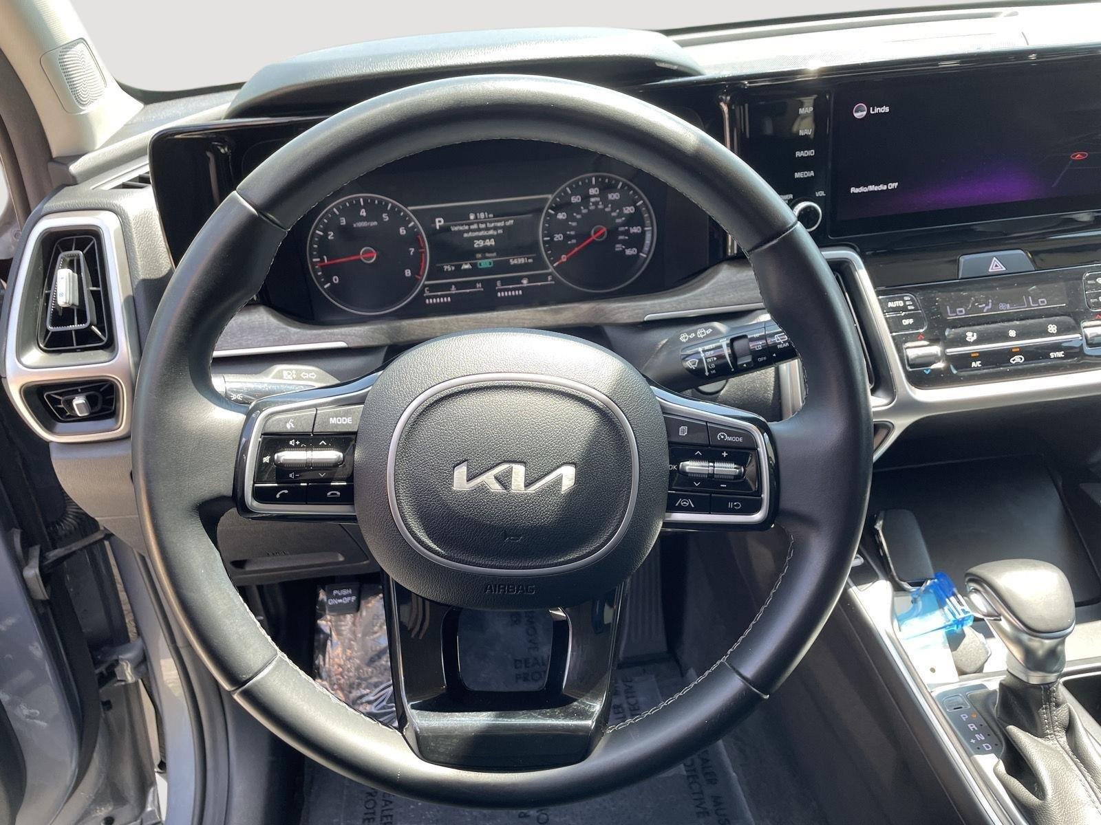 Used 2022 Everlasting Silver Kia X-Line S image 8
