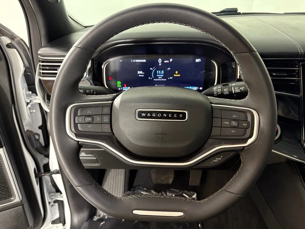 Used 2023 White Jeep Base image 19