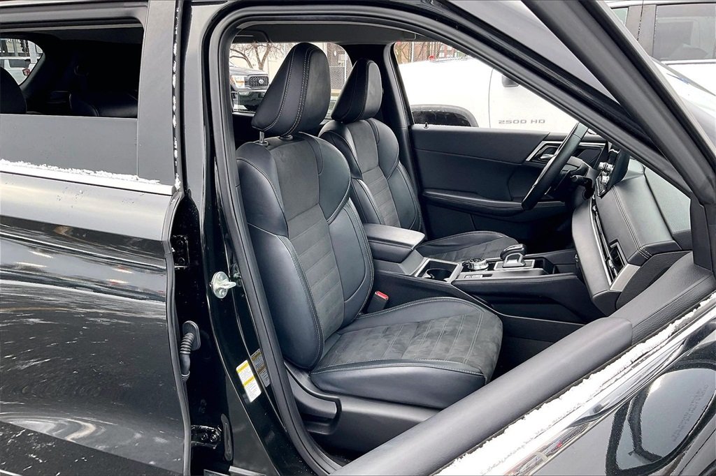 2024 MITSUBISHI OUTLANDER - Image 5