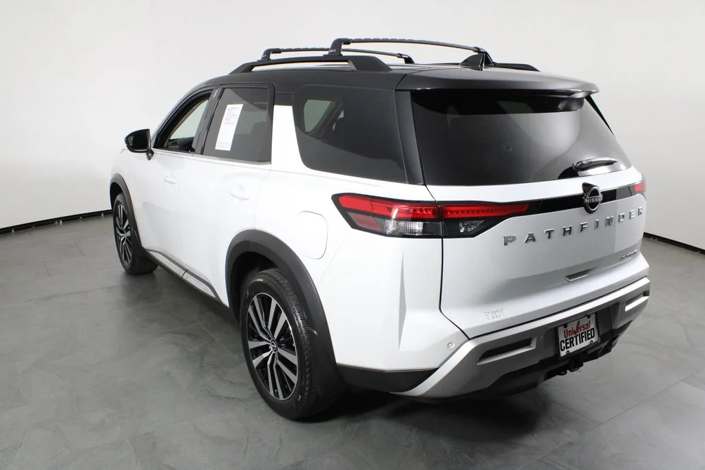 2025 Nissan Pathfinder Platinum - Photo 15