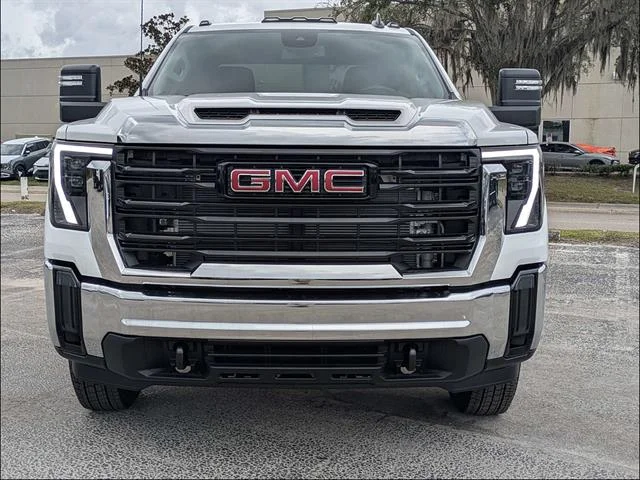 2026 GMC Sierra 3500 Chassis Cab Pro - Photo 11