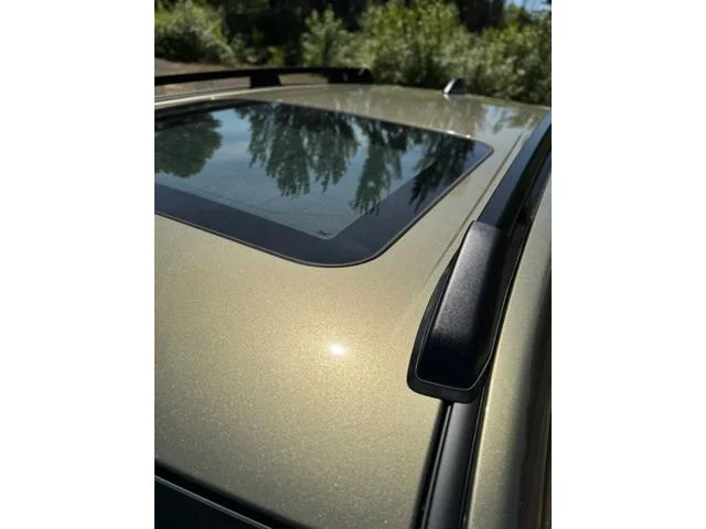 New 2026 AUTUMN GREEN METALLIC Subaru Limited image 14