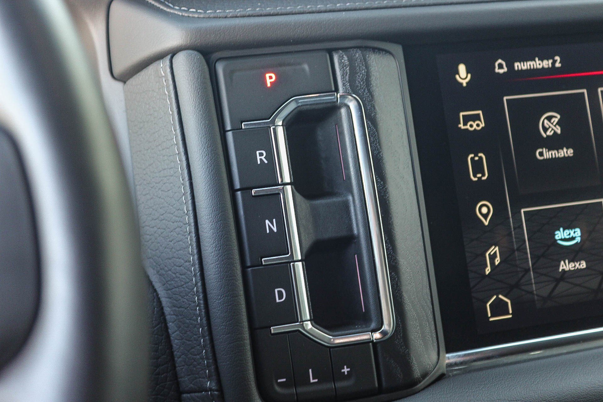 Used 2024 Sterling Metallic GMC Denali image 20