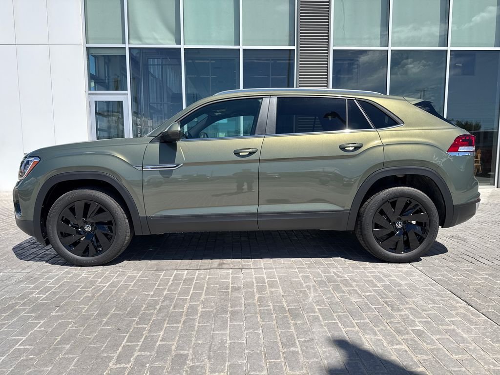 New 2026 Avocado Green Pearl Volkswagen 2.0T SE w/Technology image 2