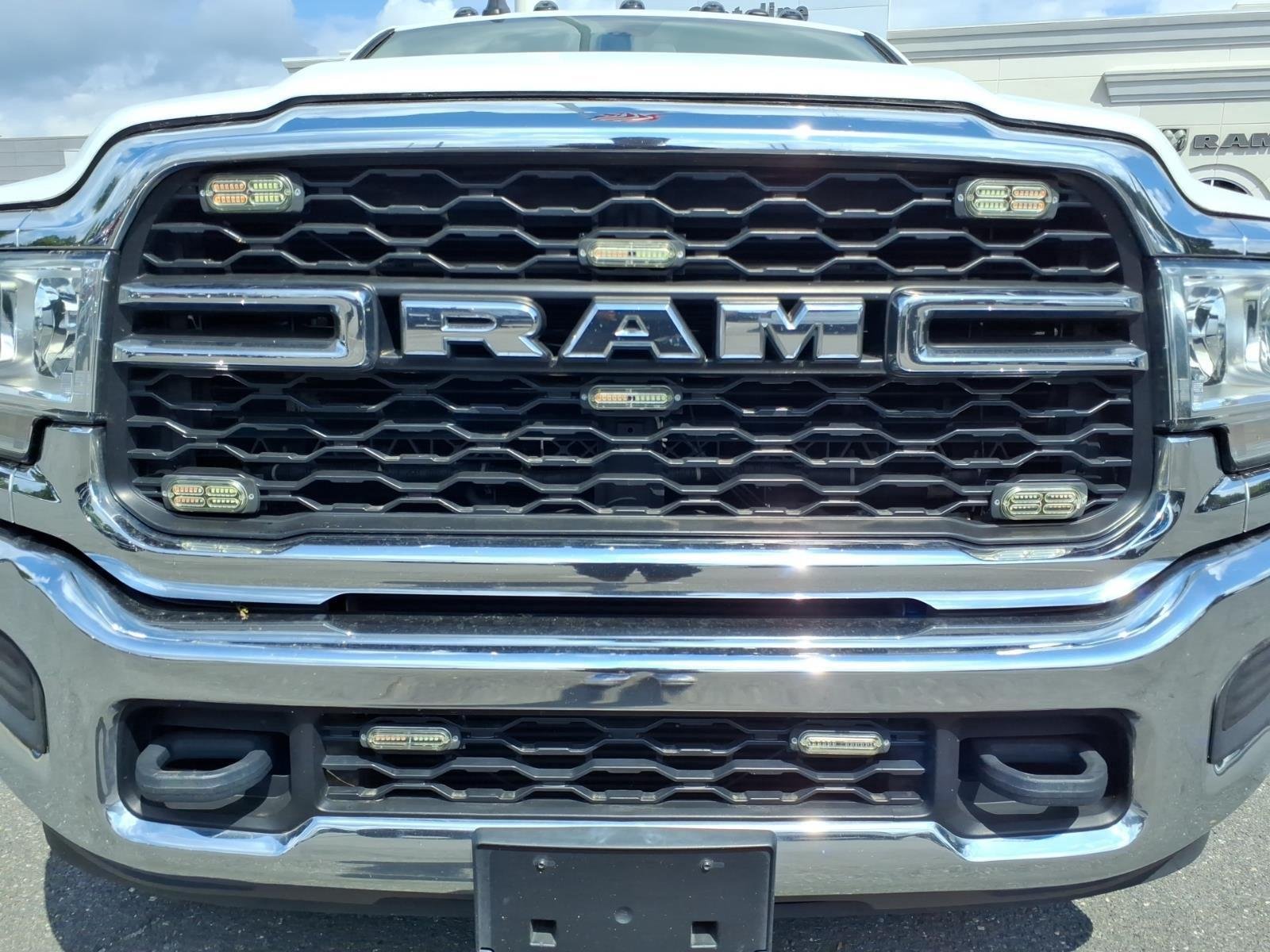 Used 2020 Bright White Clearcoat Ram Tradesman image 14