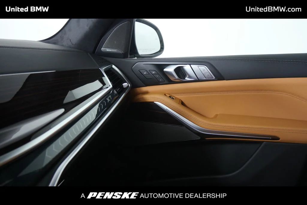 New 2027 Mineral White Metallic BMW xDrive40i image 25