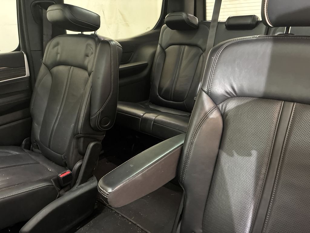 Used 2022 White Jeep Series III image 11