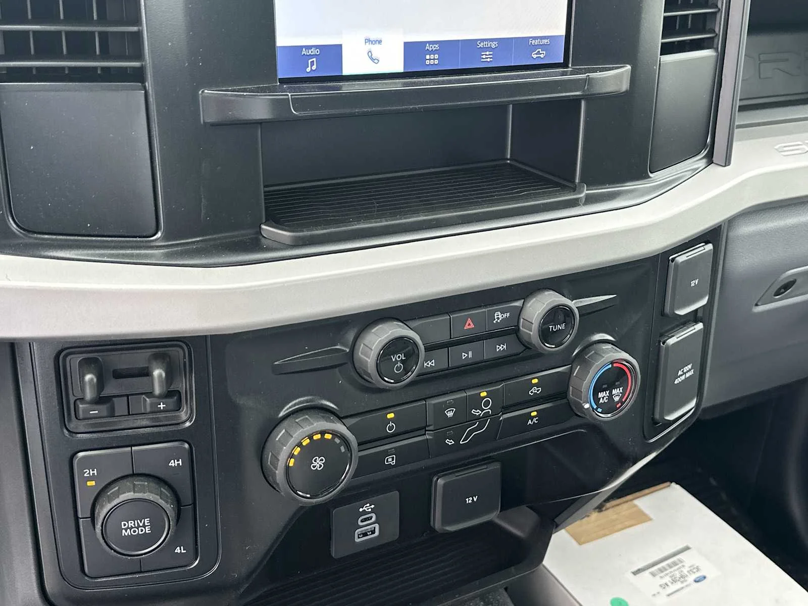 2025 Ford F-350 Super Duty Chassis Cab XL - Photo 27