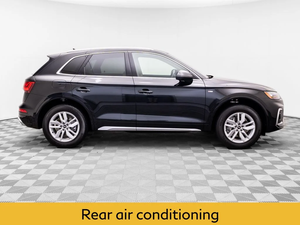 Used 2023 Black Audi 45 S line Premium image 7