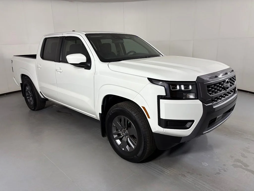 New 2026 Glacier White Nissan Crew Cab SV image 2