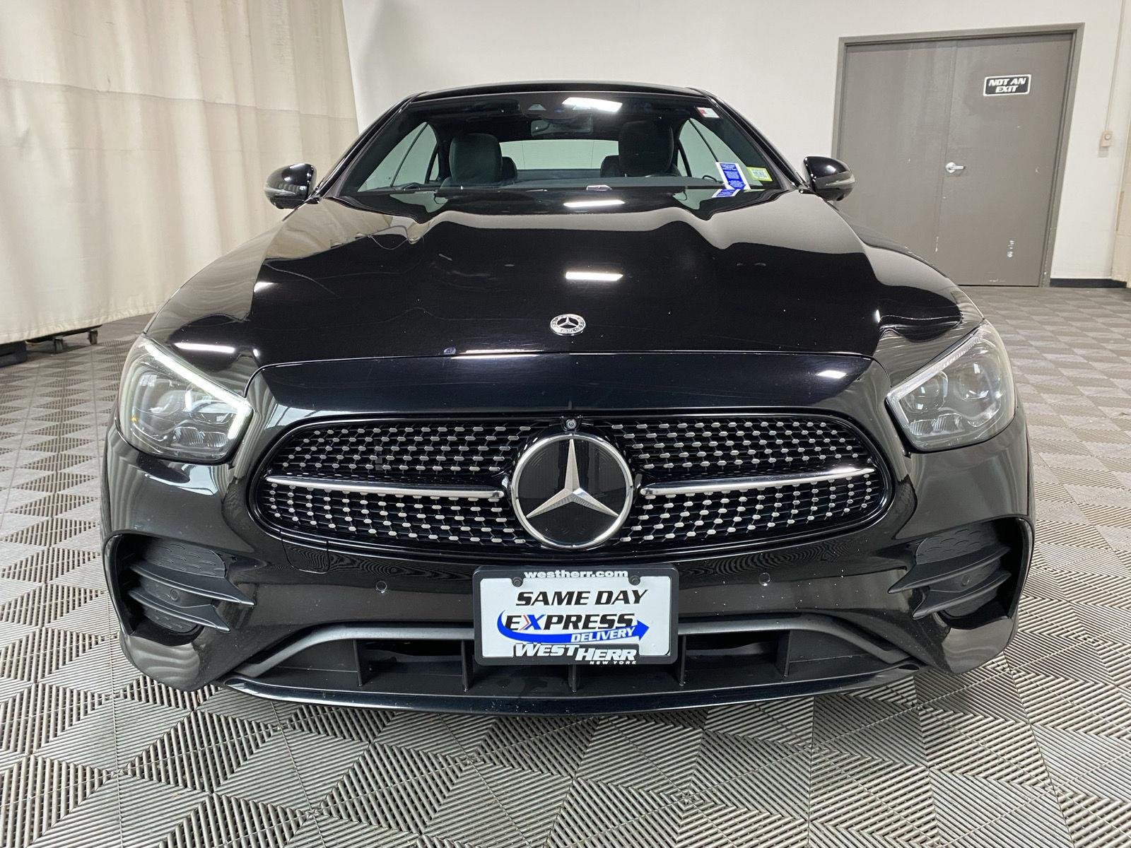 Used 2022 Black Mercedes-Benz E 450 image 5