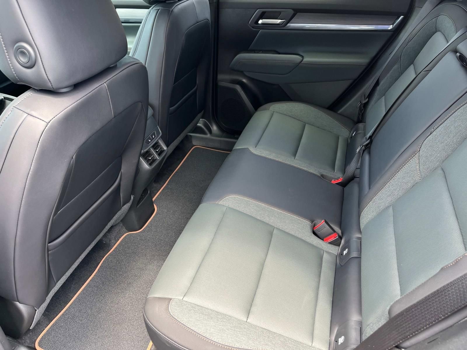 2026 GMC Terrain AT4 - Photo 18