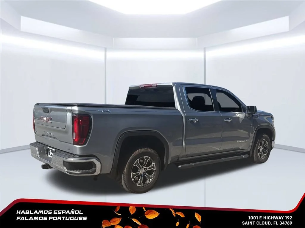 Used 2024 Sterling Metallic GMC SLT image 8