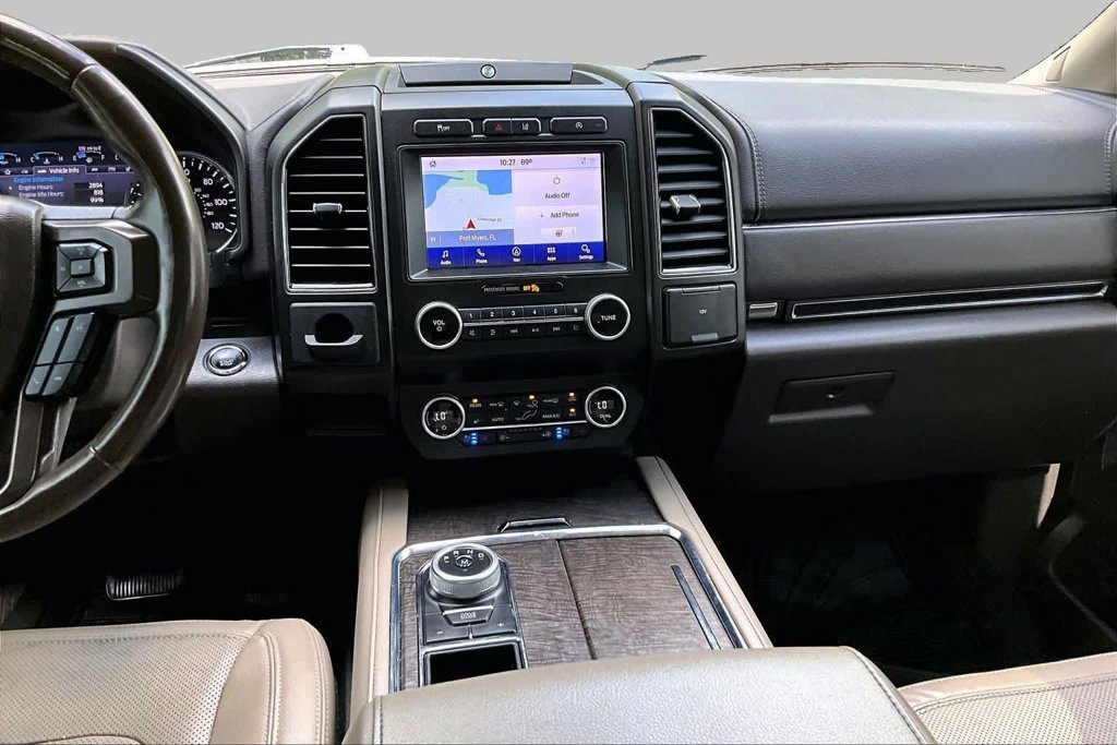 Used 2021 White Ford Limited image 7