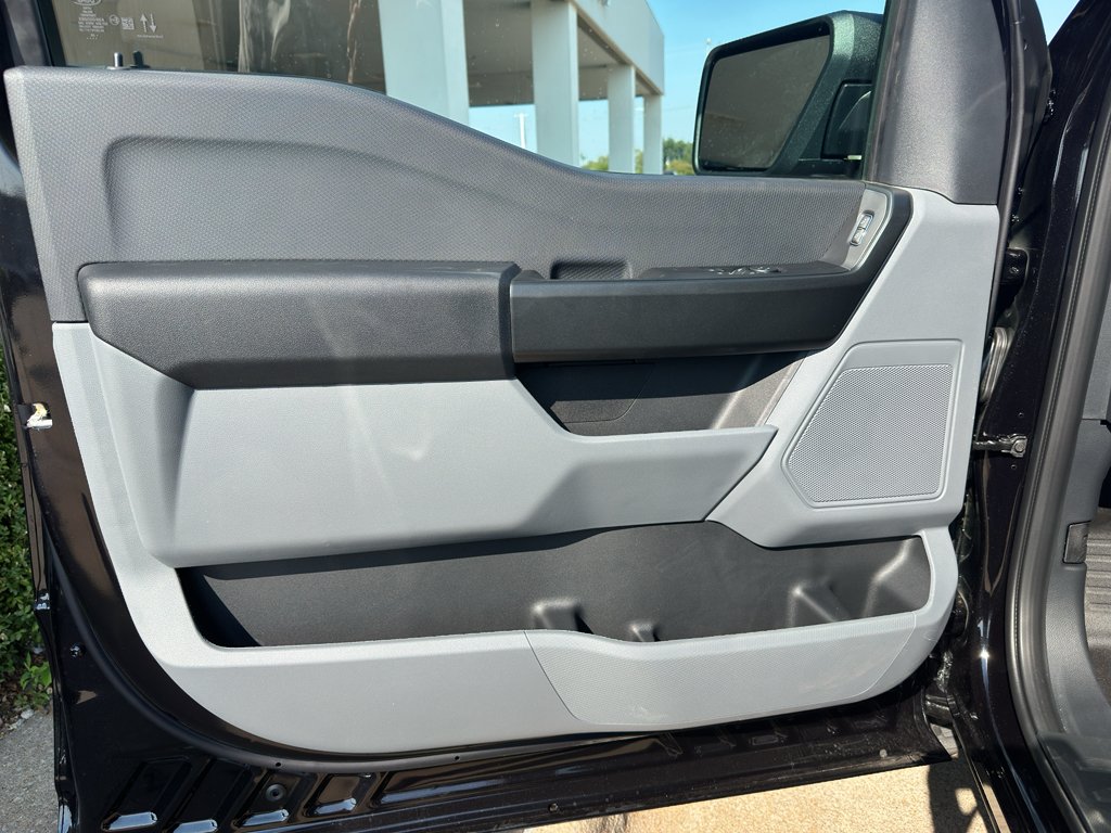New 2026 Agate Black Metallic Ford XL image 14