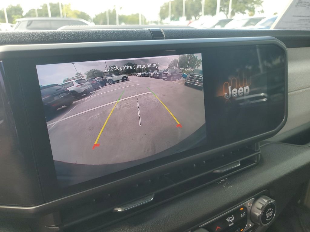 Used 2025 Green Jeep Sport image 18