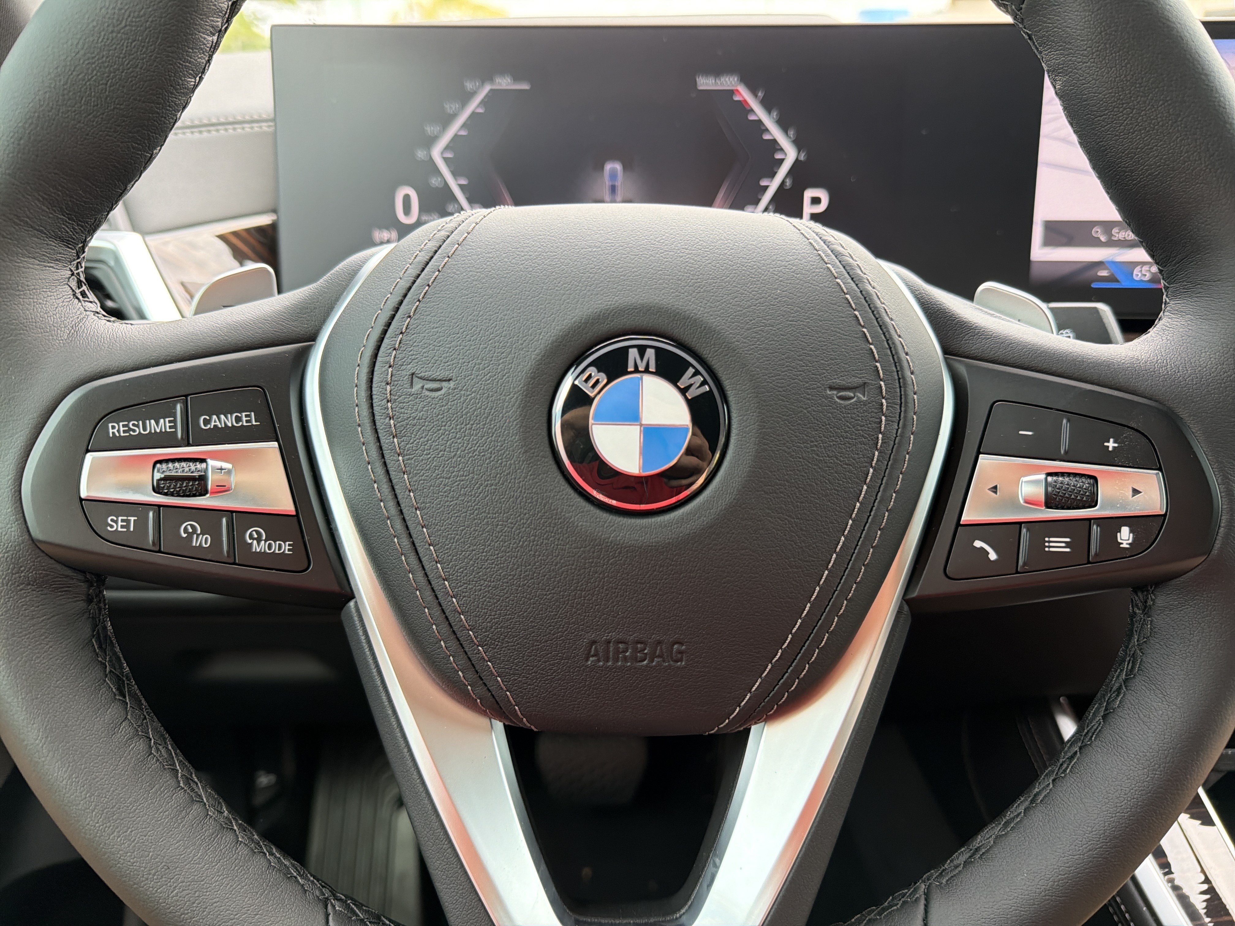 New 2026 Skyscraper Grey Metallic BMW sDrive40i image 13