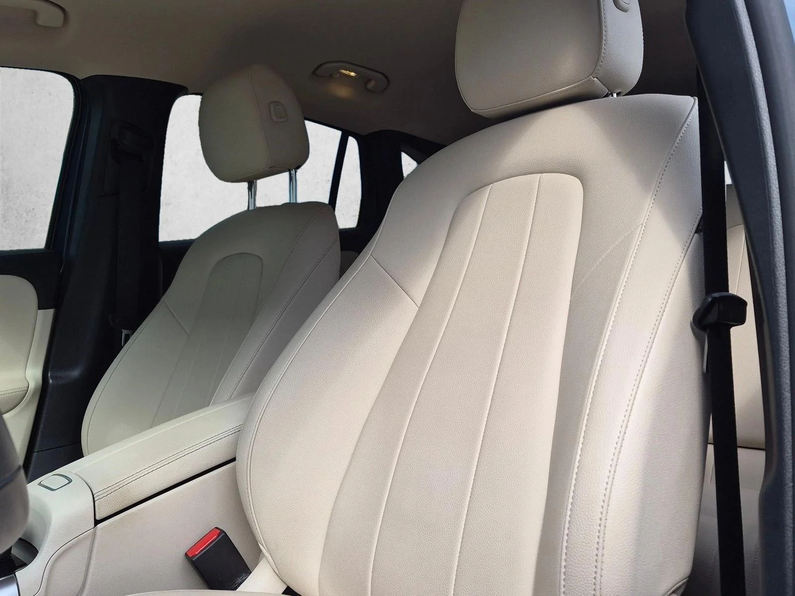 Used 2023 Denim Blue Metallic Mercedes-Benz GLA 250 image 12