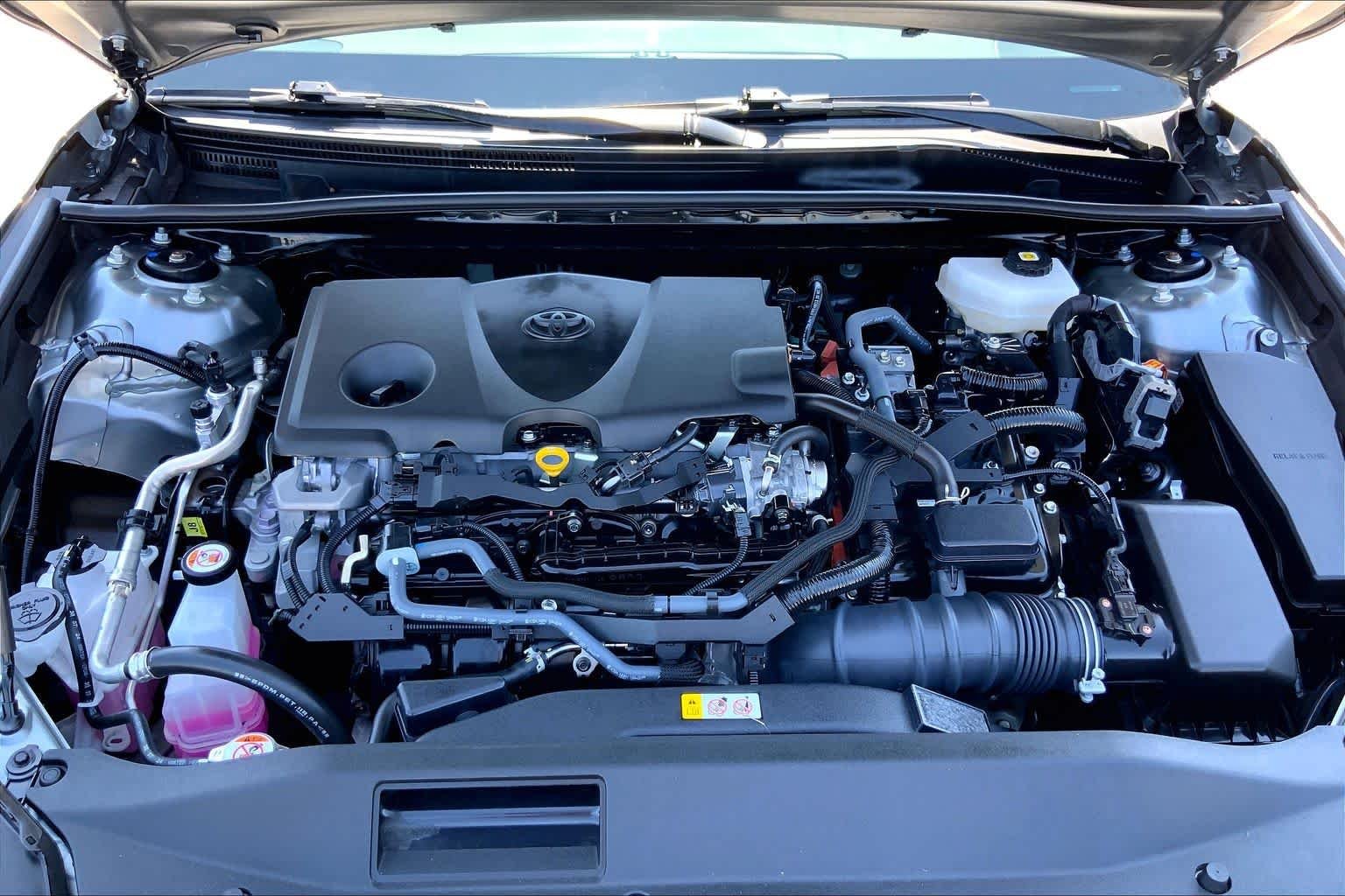 Used 2025 Heavy Metal Toyota SE image 31