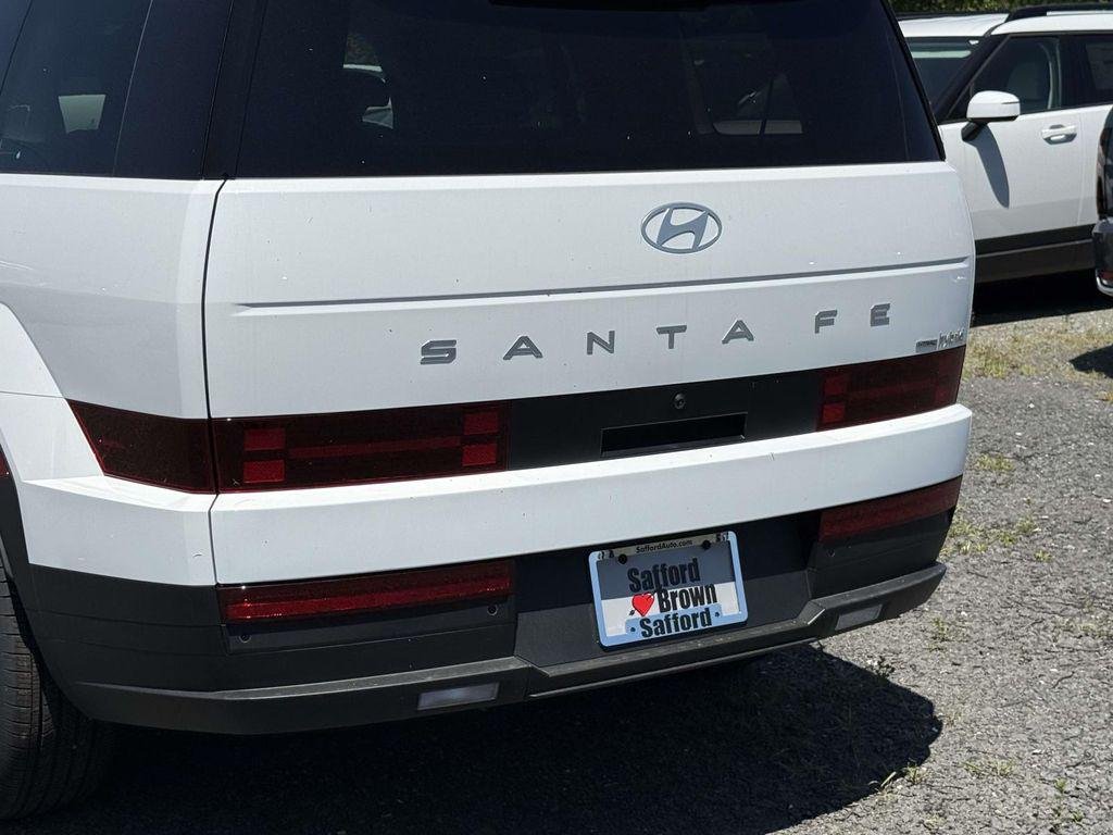 New 2026 White Hyundai SE image 10