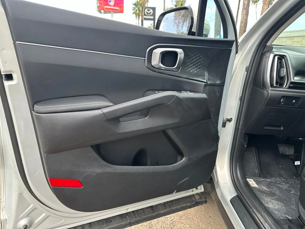 New 2026 White Kia LX image 7