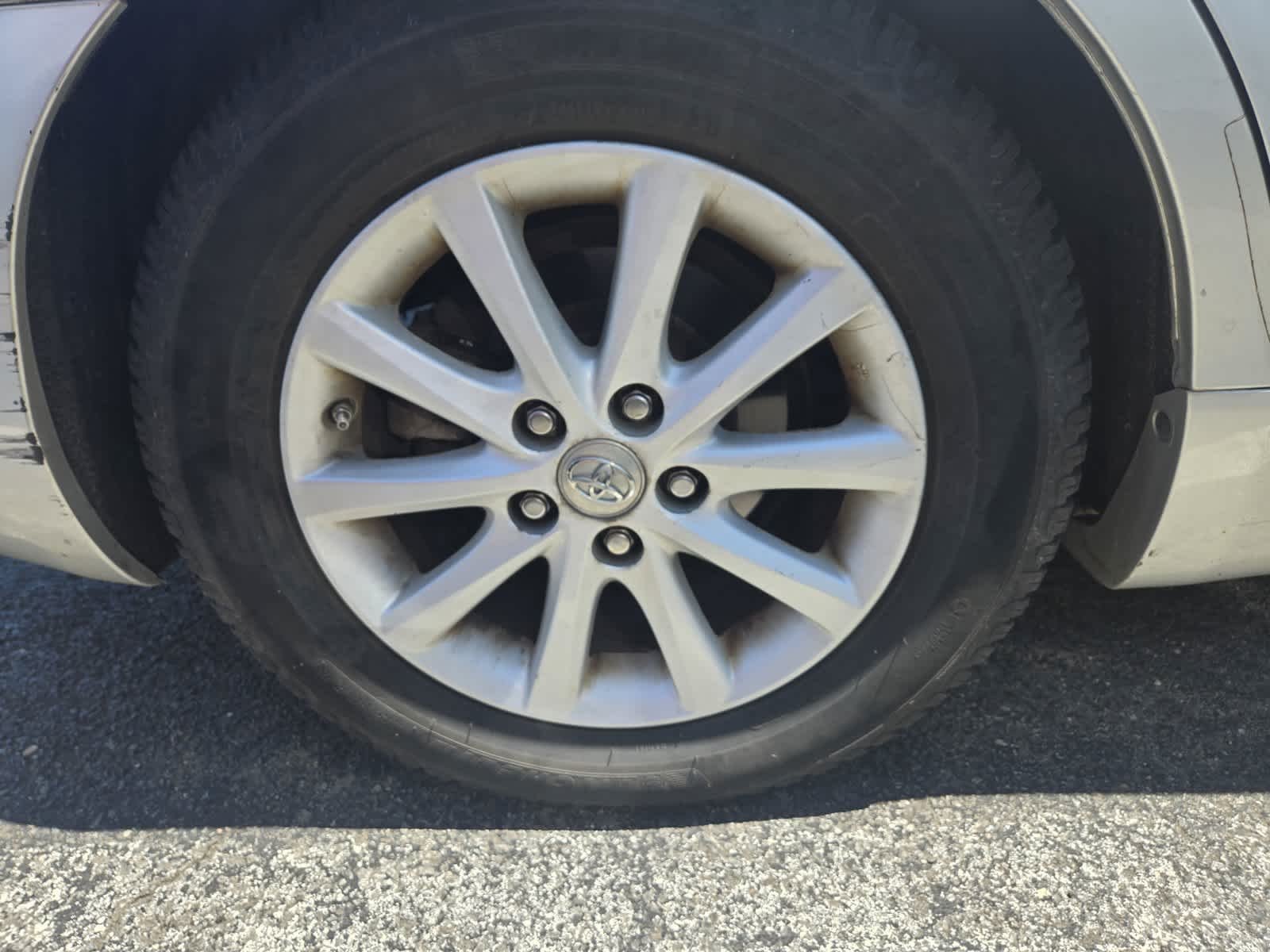 Used 2010 Classic Silver Metallic Toyota XLE image 6