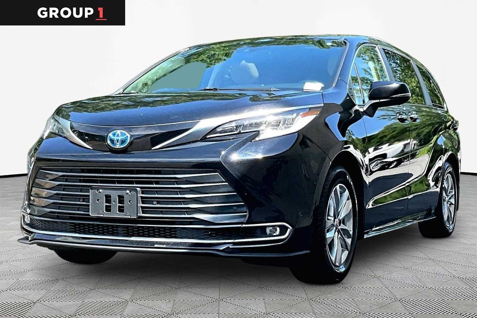 2022 Toyota Sienna Limited