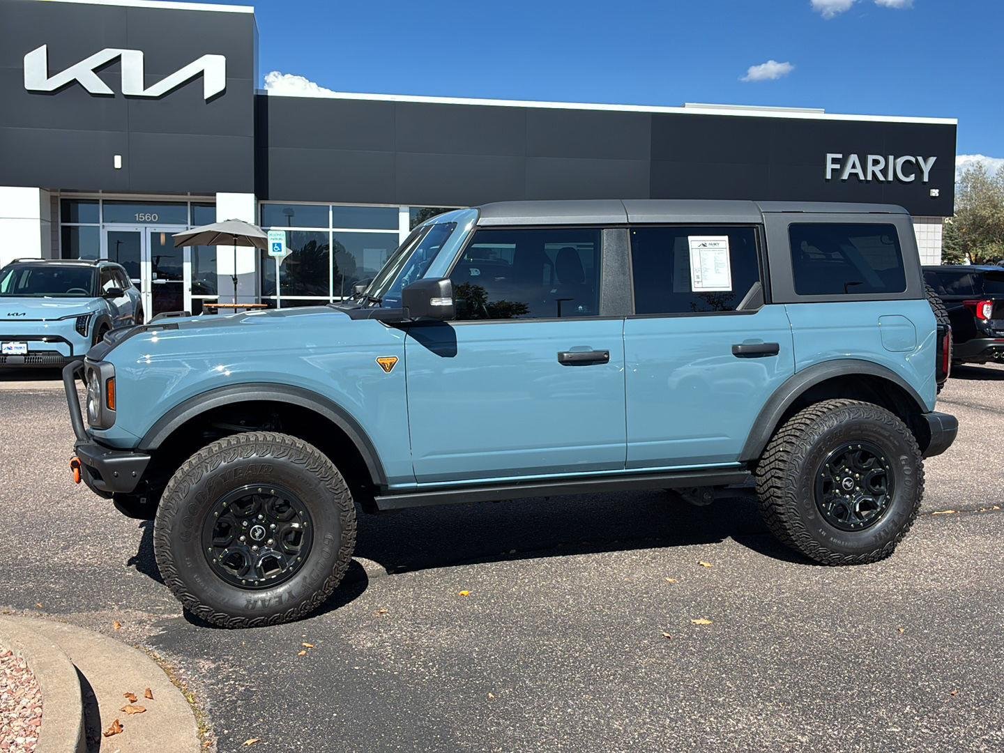 2023 Ford Bronco 4-Door Badlands