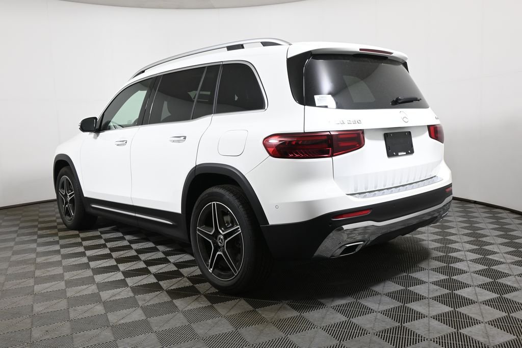 Used 2026 Polar White Mercedes-Benz GLB 250 image 5