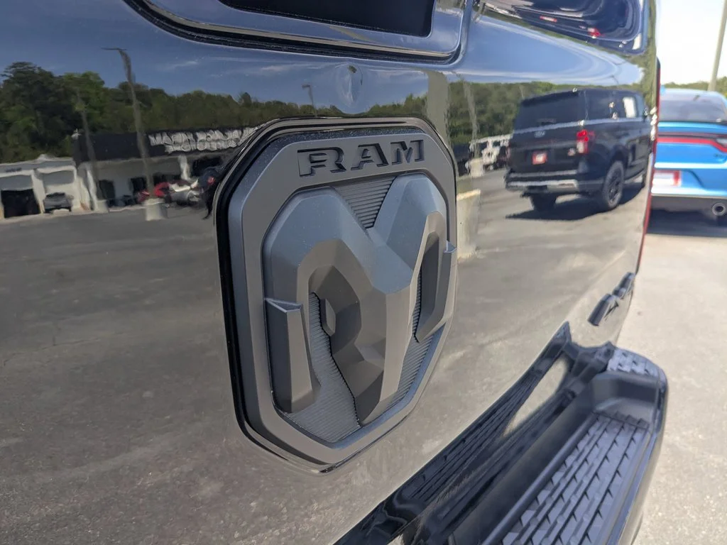 Used 2023 Diamond Black Crystal Pearlcoat Ram Big Horn image 28