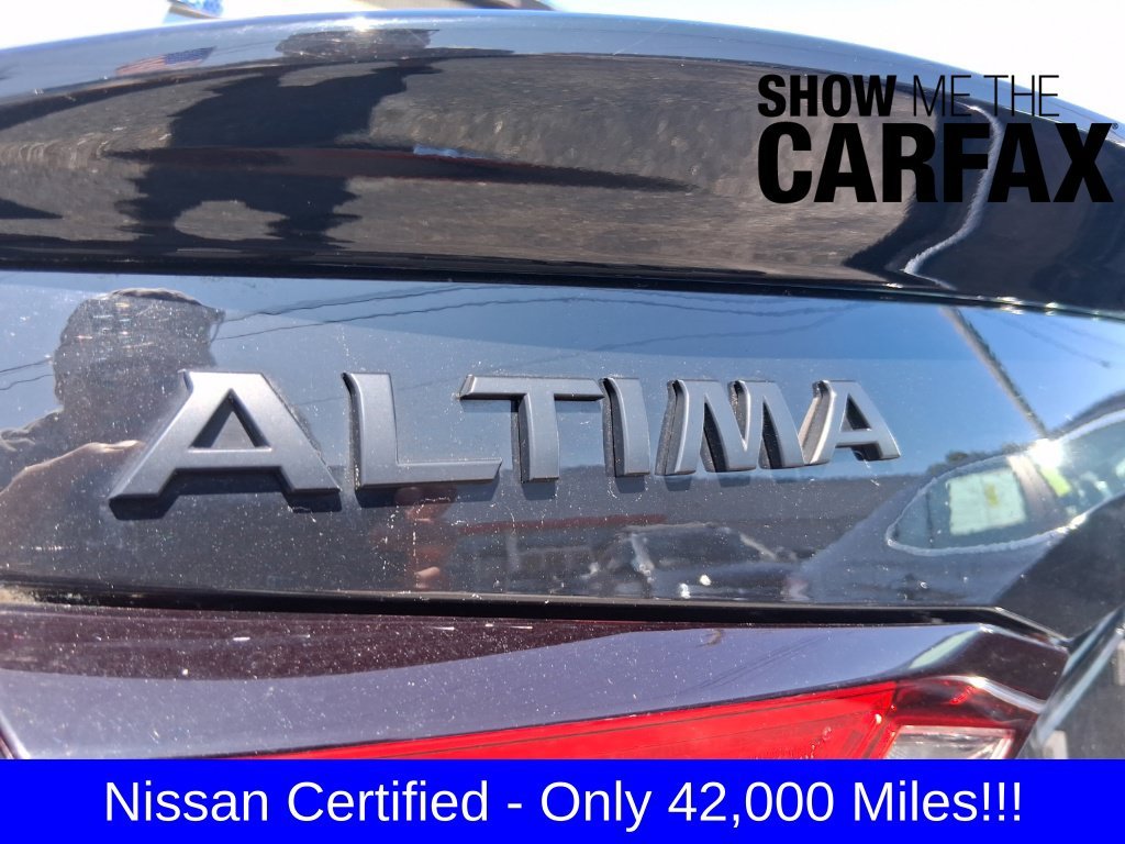 Used 2022 Black Nissan 2.5 SR image 12