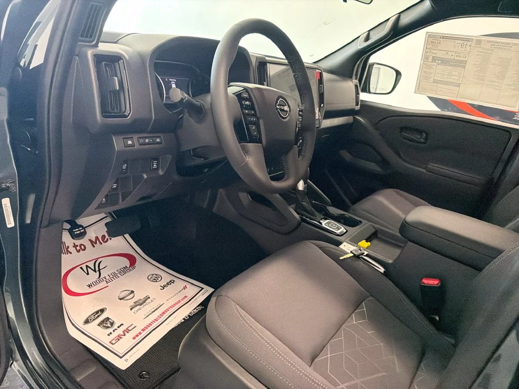 New 2027 Alpine Metallic Nissan Crew Cab SV image 13