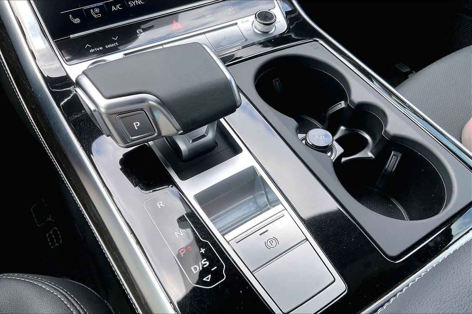 Used 2026 Daytona Gray Pearl Effect Audi Premium Plus image 33