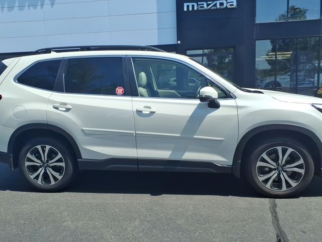 Used 2023 White Subaru Limited image 4