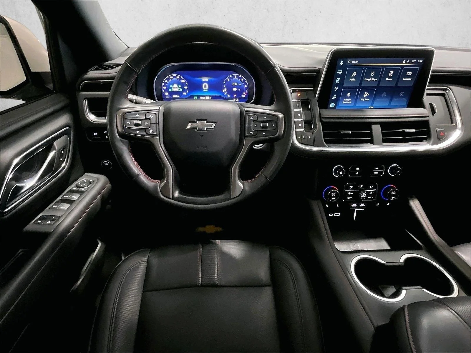 Used 2023 Iridescent Pearl Tricoat Chevrolet RST image 7