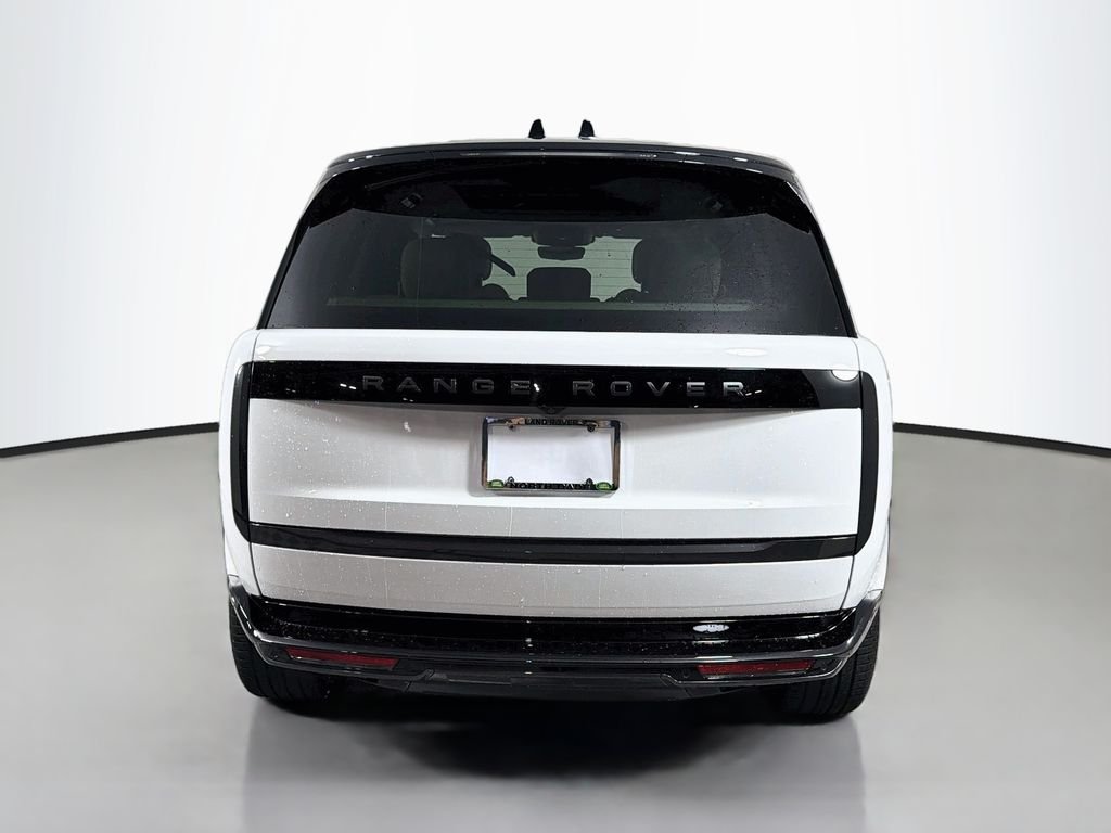 New 2027 Fuji White Land Rover SE image 6