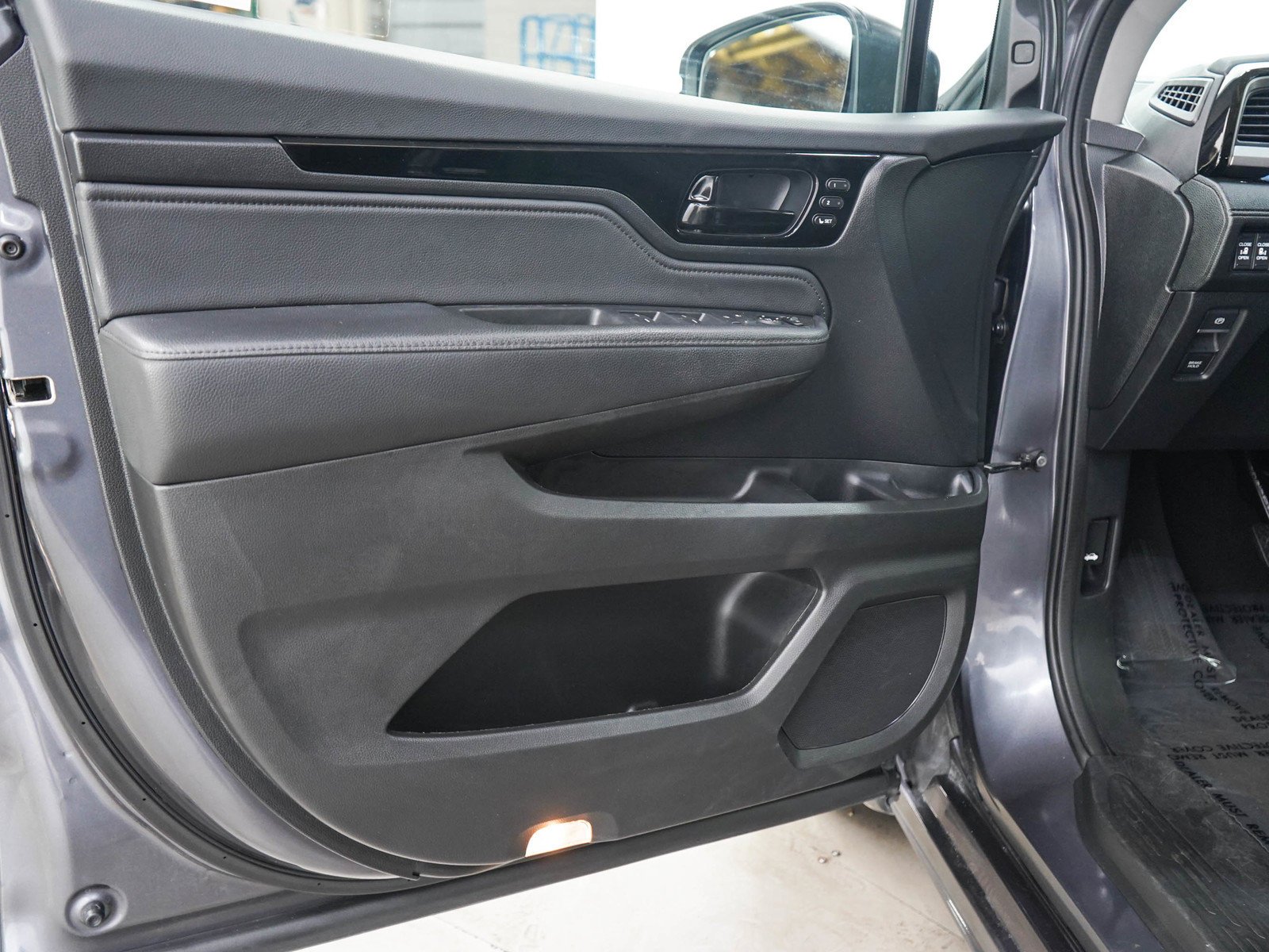 Used 2024 Gray Honda Touring image 24