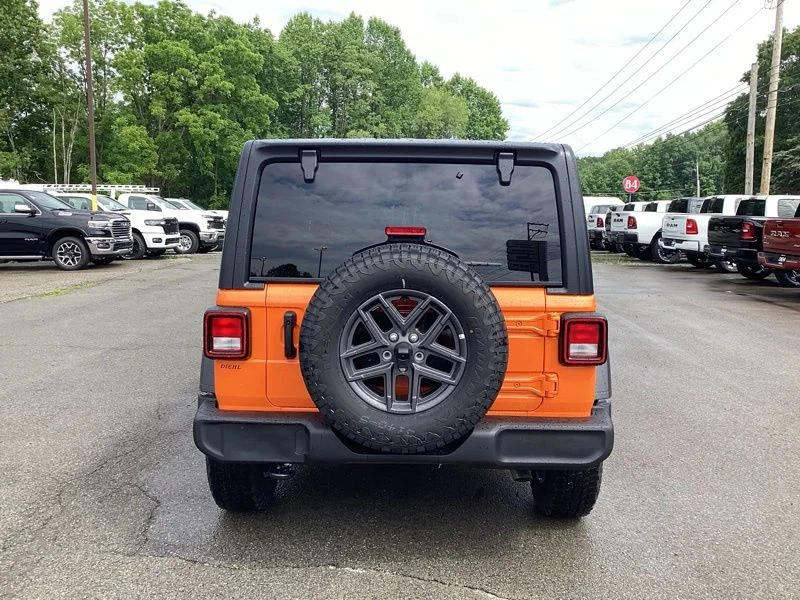 New 2026 Joose Jeep Sport S image 6