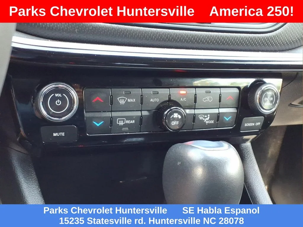 Used 2024 White Jeep Trailhawk image 7