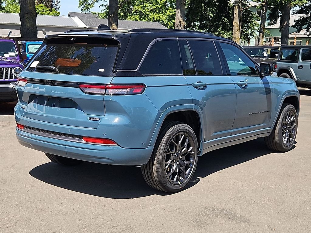 New 2026 Steel Blue Exterior Paint Jeep Summit image 7