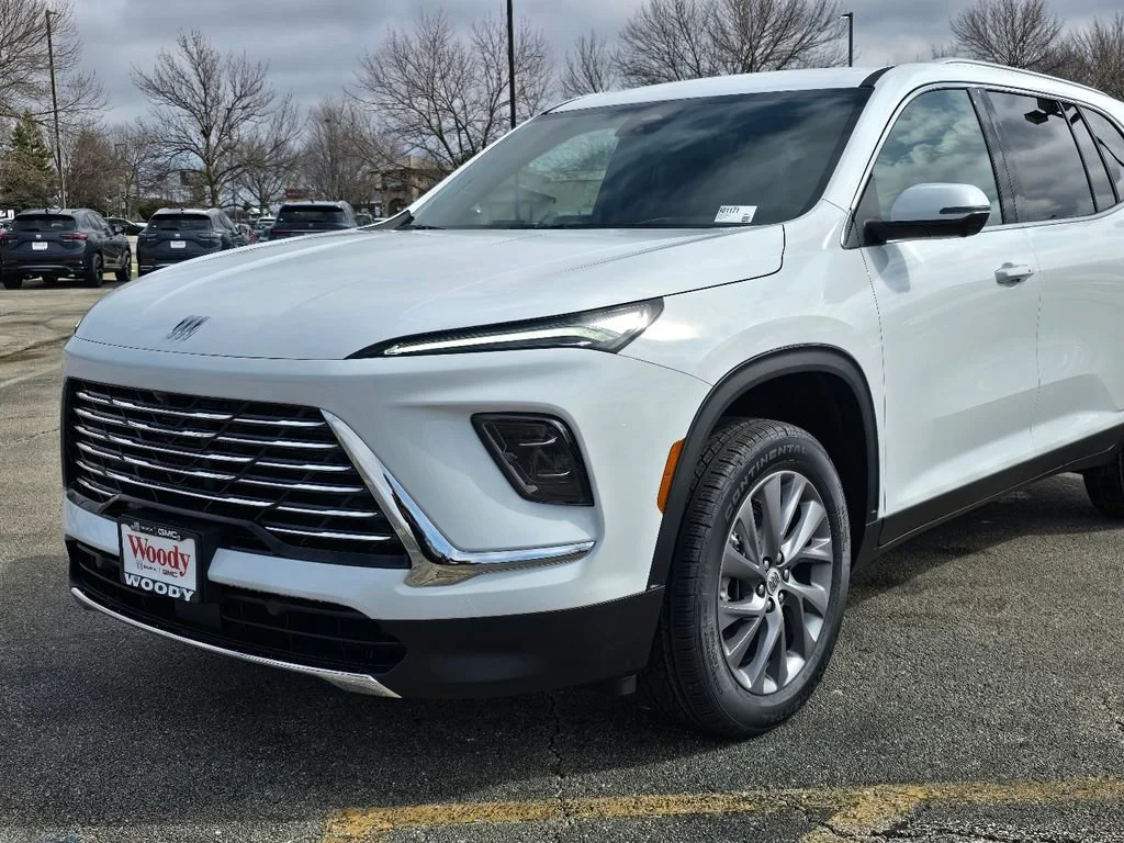 New 2026 Summit White Buick Preferred image 12