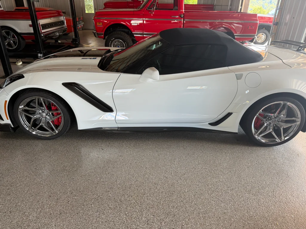 Used 2019 ARCTIC WHITE Chevrolet ZR1 3ZR image 4