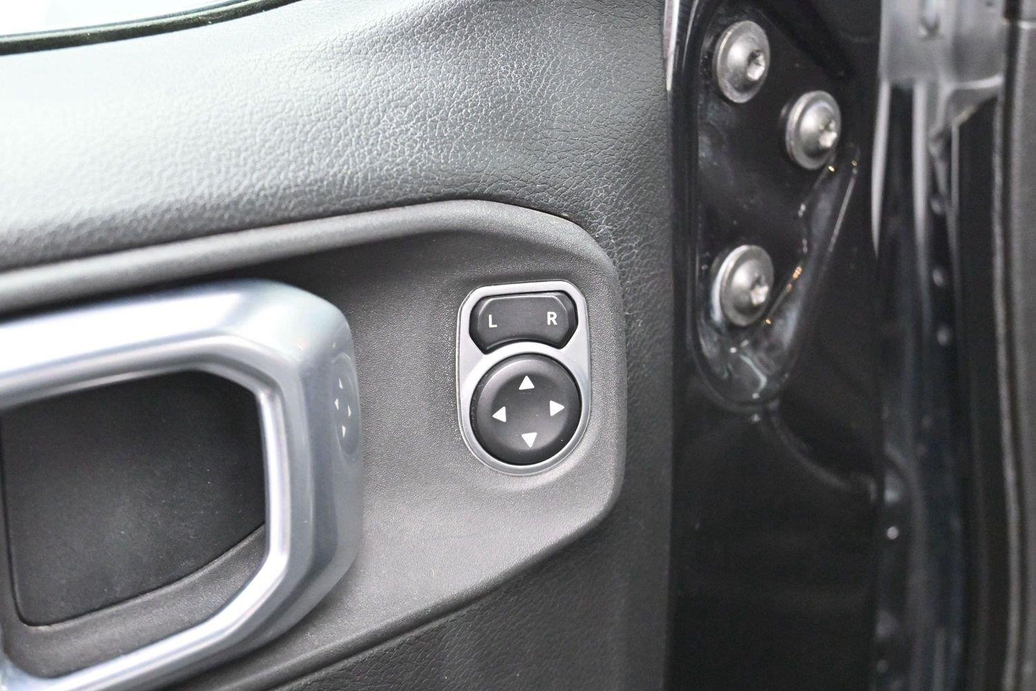 Used 2020 Black Clearcoat Jeep Rubicon image 10