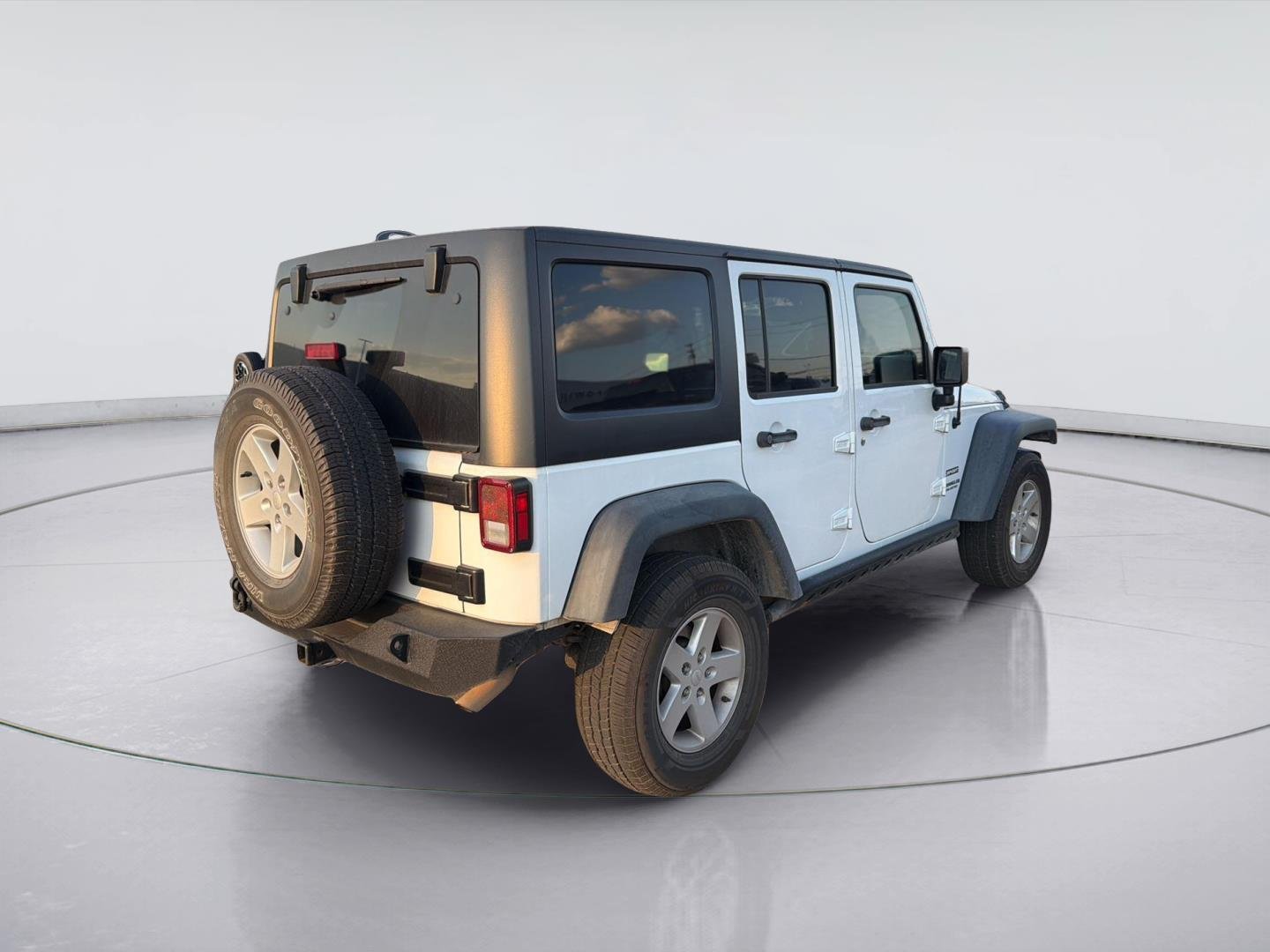 Used 2016 Bright White Clearcoat Jeep Sport image 2
