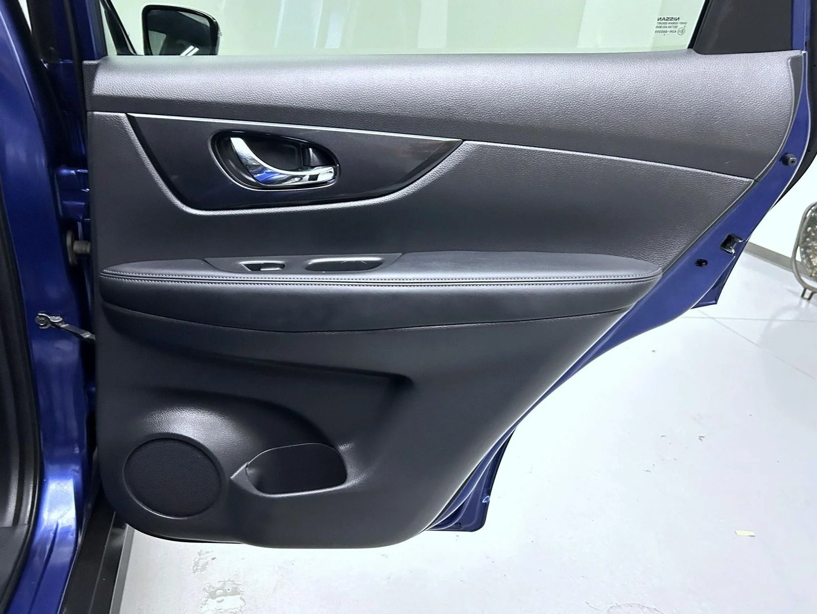 Used 2017 Blue Nissan SV image 17